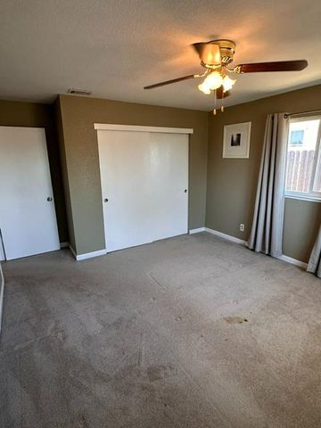 7249 W 4th St, Rio Linda, CA 95673