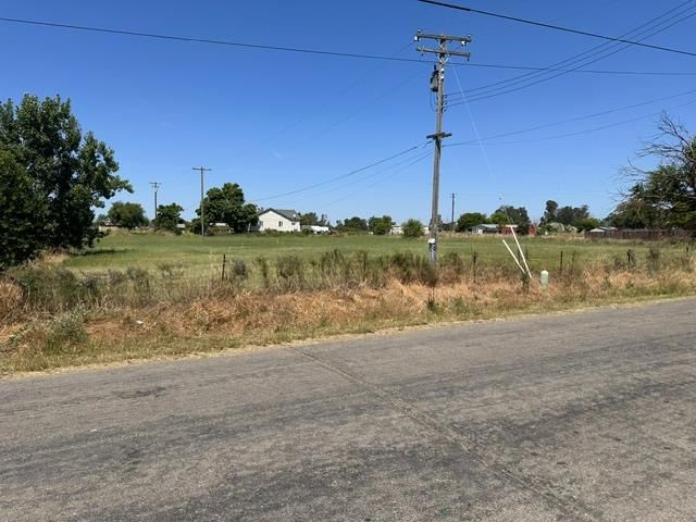 7249 W 4th St, Rio Linda, CA 95673