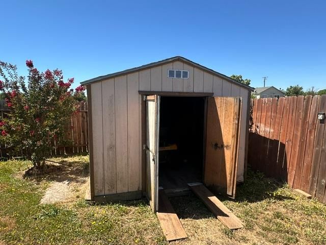 7249 W 4th St, Rio Linda, CA 95673