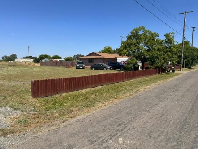 7249 W 4th St, Rio Linda, CA 95673
