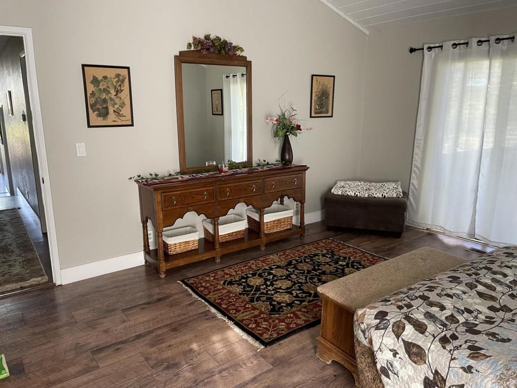 Image 8 of property listing at 15800 Jackson Street, Drytown, CA 95699