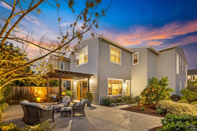 1193 Pearce Dr E, Sonoma, CA 95476