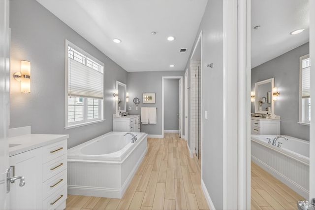 1193 Pearce Dr E, Sonoma, CA 95476