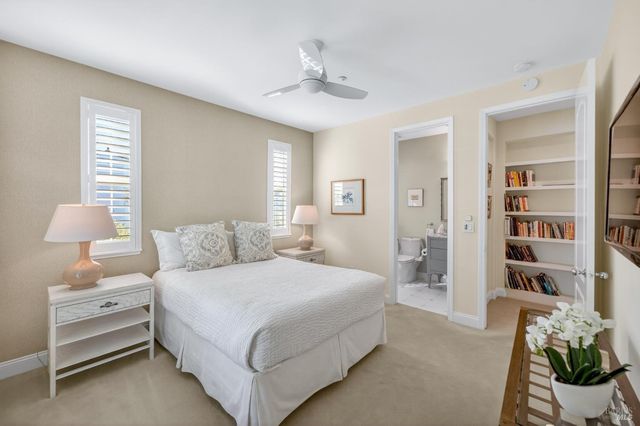 1193 Pearce Dr E, Sonoma, CA 95476