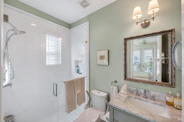 1193 Pearce Dr E, Sonoma, CA 95476