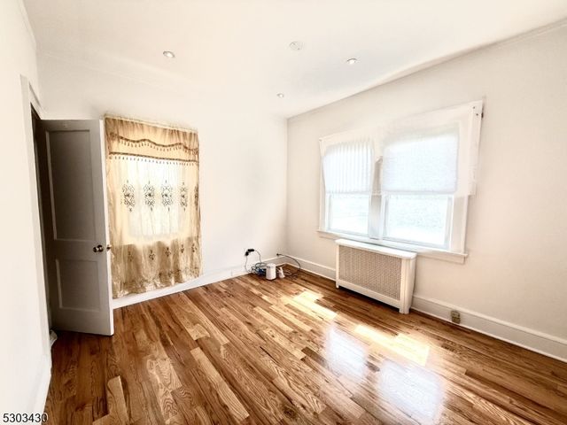 51 Hillcrest Rd, Maplewood Twp., NJ 07040