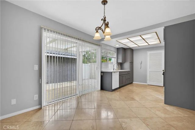 6178 Hefley, Westminster, CA 92683