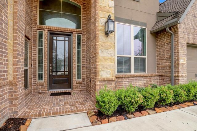 17322 Legend Creek Court, Tomball, TX 77375