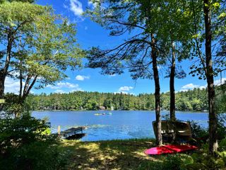 237 Rolfe Pond Drive, Hopkinton, NH 03229