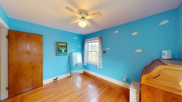 12 Miller St, Blackstone, MA 01504