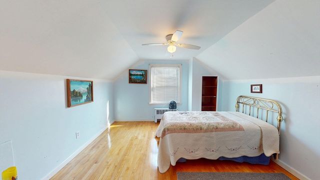 12 Miller St, Blackstone, MA 01504