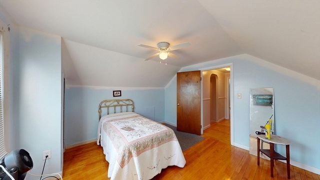 12 Miller St, Blackstone, MA 01504