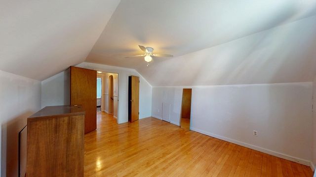 12 Miller St, Blackstone, MA 01504