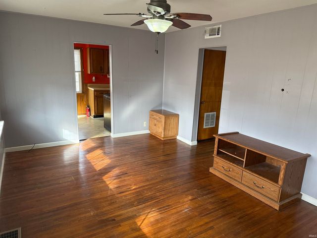 1100 S May Avenue, Muncie, IN 47302