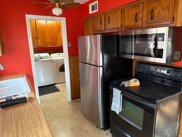 1100 S May Avenue, Muncie, IN 47302