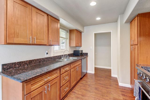 7436 Kanai Ave, Citrus Heights, CA 95621