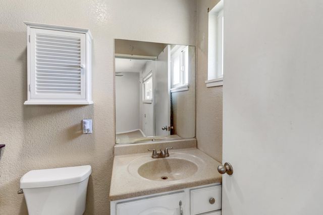 7436 Kanai Ave, Citrus Heights, CA 95621