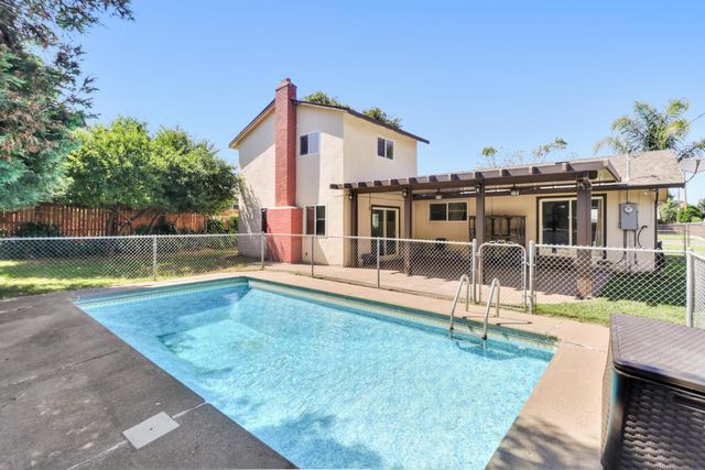 7436 Kanai Ave, Citrus Heights, CA 95621