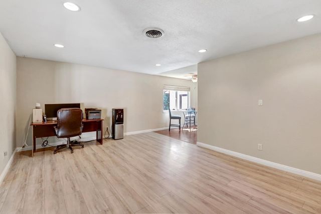 7436 Kanai Ave, Citrus Heights, CA 95621