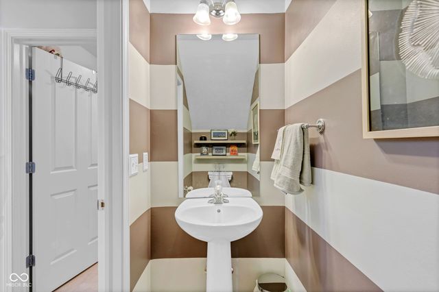 12675 Hollice Lane, Fishers, IN 46037