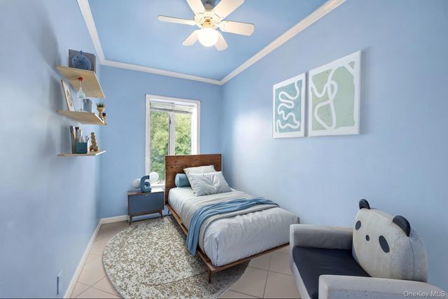 21-08 Ditmars Boulevard, Astoria, NY 11105