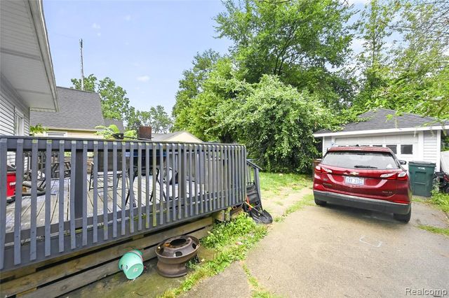 1844 Osband Avenue, Lansing, MI 48910