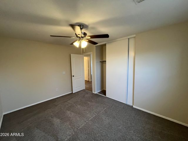 17049 W MARSHALL Lane, Surprise, AZ 85388