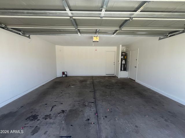 17049 W MARSHALL Lane, Surprise, AZ 85388