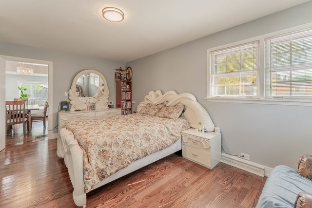 500 N IRVING Avenue, Hillside, IL 60162