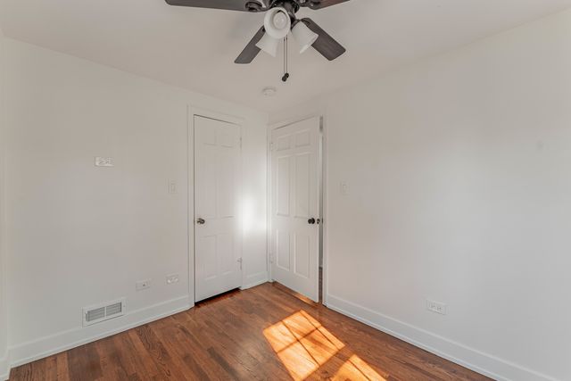 500 N IRVING Avenue, Hillside, IL 60162
