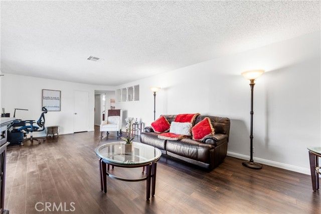 6601 Chapman Avenue, Garden Grove, CA 92845