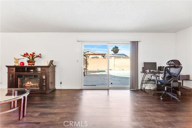 6601 Chapman Avenue, Garden Grove, CA 92845