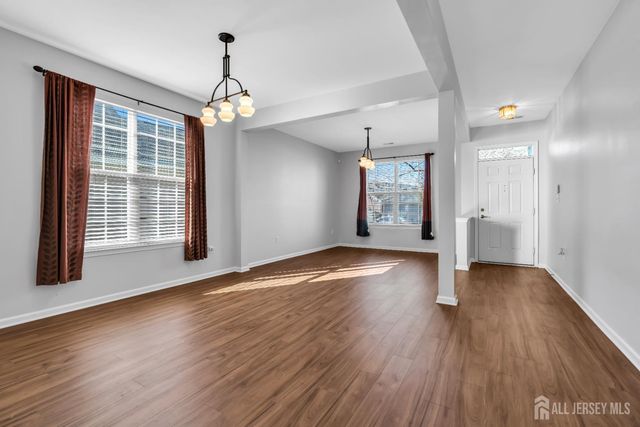 18 Hartack Road, Manalapan, NJ 07726