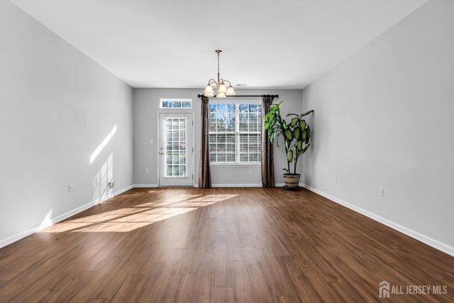 18 Hartack Road, Manalapan, NJ 07726