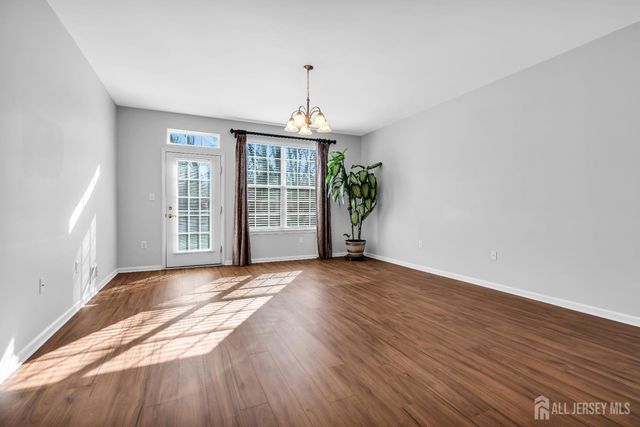 18 Hartack Road, Manalapan, NJ 07726