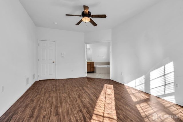 18 Hartack Road, Manalapan, NJ 07726