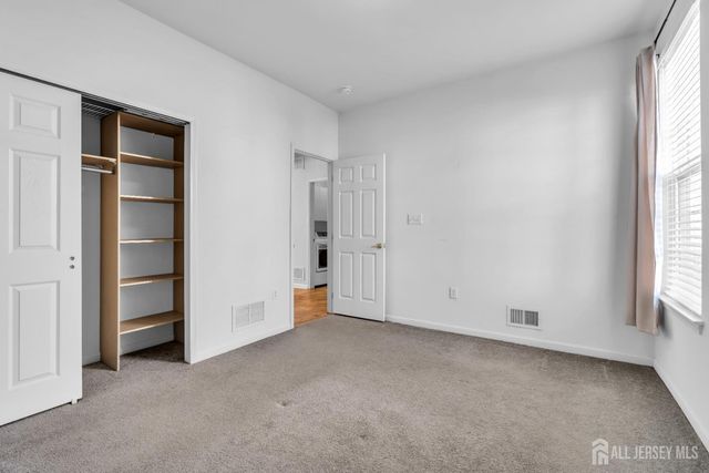 18 Hartack Road, Manalapan, NJ 07726