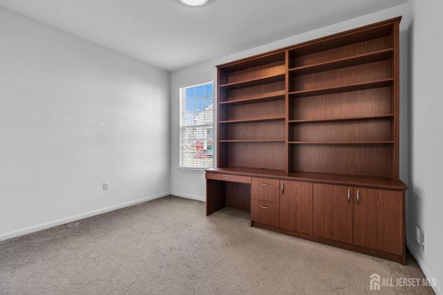 18 Hartack Road, Manalapan, NJ 07726