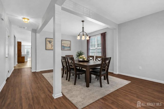 18 Hartack Road, Manalapan, NJ 07726