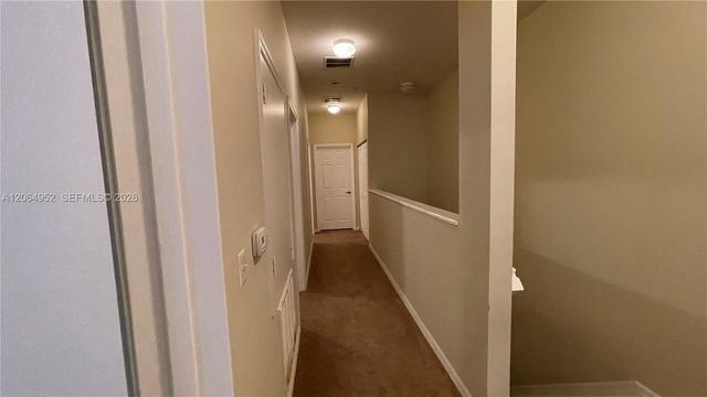 1015 Pipers Cay Dr, West Palm Beach, FL 33415