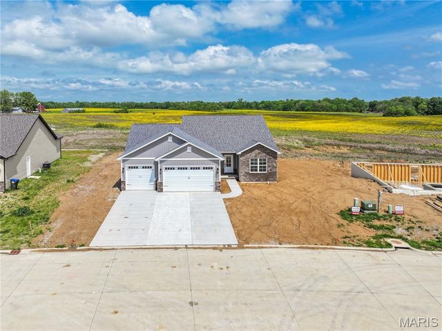 914 Seneca Drive, Waterloo, IL 62298