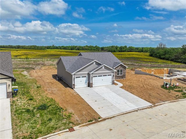 914 Seneca Drive, Waterloo, IL 62298