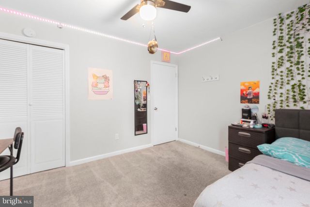 408 SULLIVAN DR, Fredericksburg, VA 22405