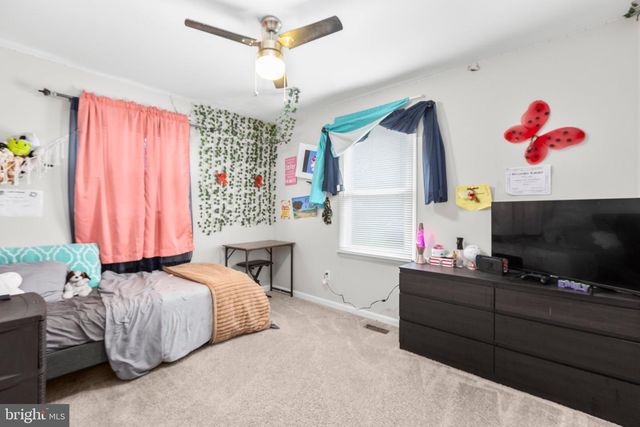408 SULLIVAN DR, Fredericksburg, VA 22405