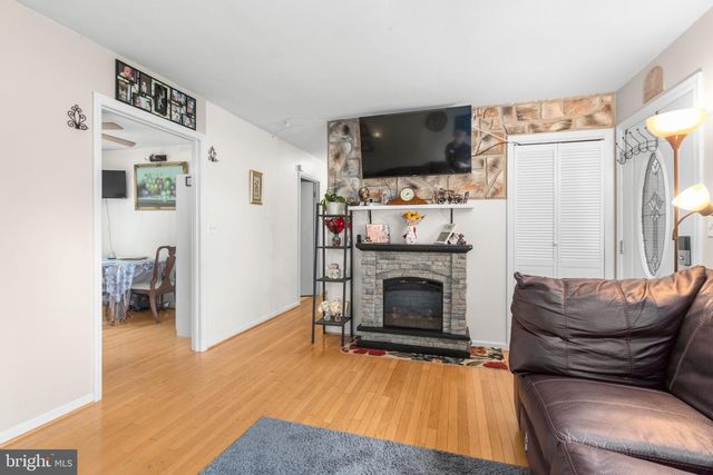 408 SULLIVAN DR, Fredericksburg, VA 22405