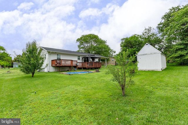 408 SULLIVAN DR, Fredericksburg, VA 22405