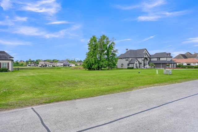 11617 Grand View Drive, Montgomery, TX 77356