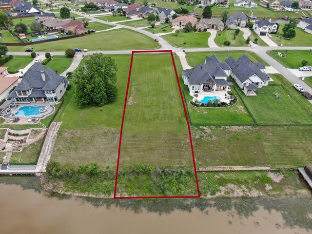11617 Grand View Drive, Montgomery, TX 77356