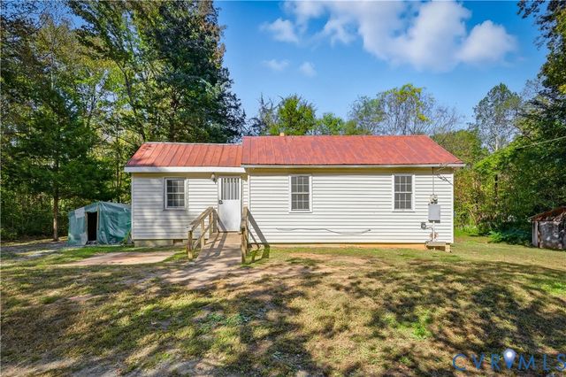 5636 Cartersville Rd, Powhatan, VA 23139