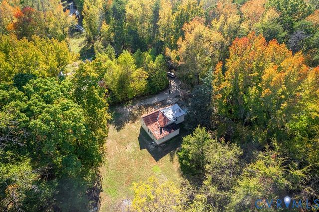 5636 Cartersville Rd, Powhatan, VA 23139